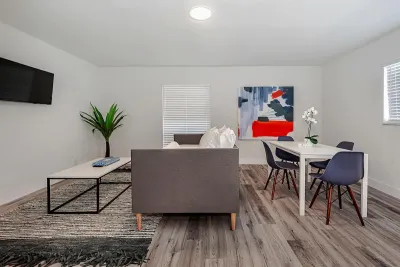 Beach Walk Deerfield